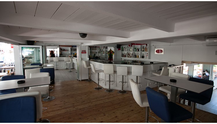 Pela Maria Hotel, Крит